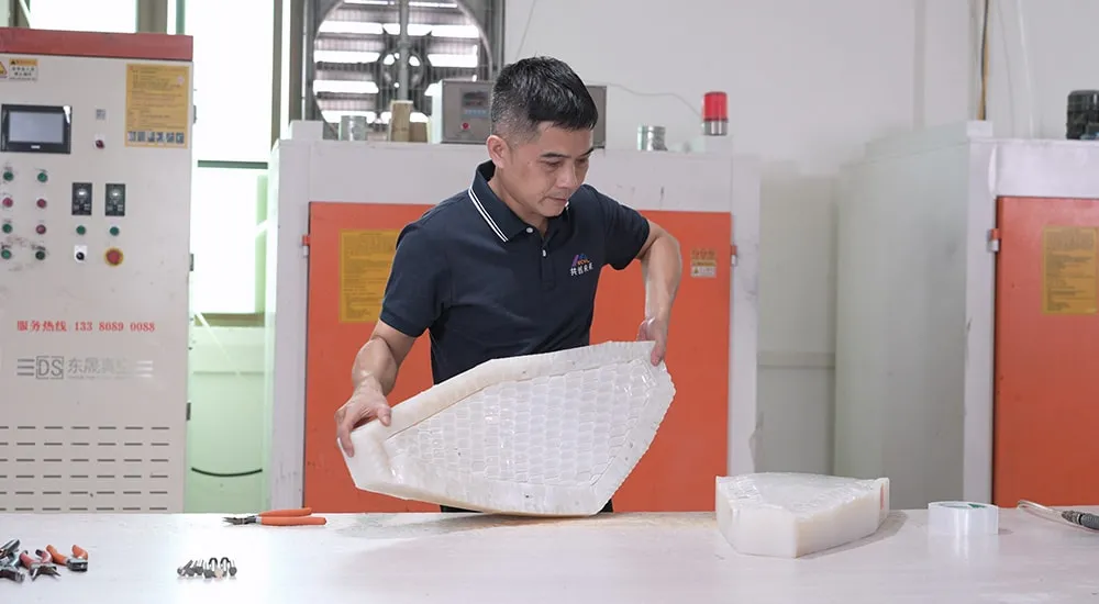 Silicone Molding5